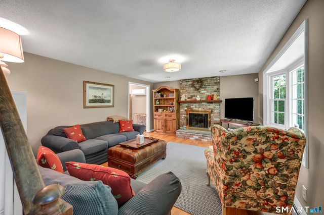 120 Wilderwood Drive, Guilford, CT 06437