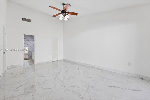 10351 Juniper Ct, Pembroke Pines, FL 33026