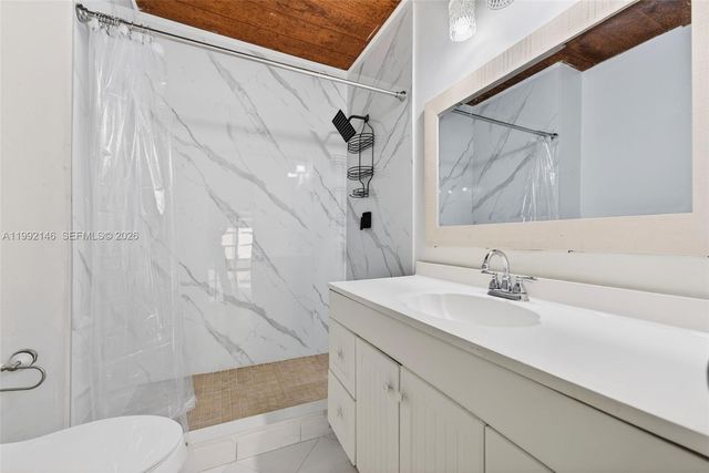 10351 Juniper Ct, Pembroke Pines, FL 33026