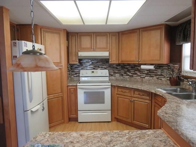 2107 PALMA SOLA BOULEVARD 8, Bradenton, FL 34209