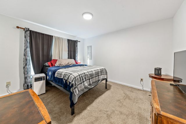 2070 Garner Rd, Mount Pleasant, TN 38474