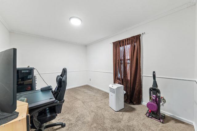 2070 Garner Rd, Mount Pleasant, TN 38474