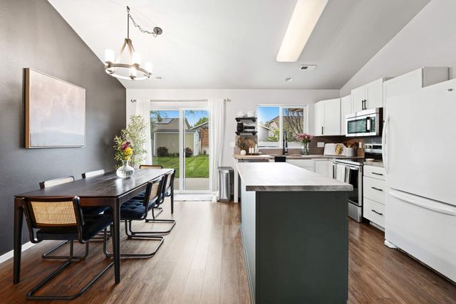 1724 W Sienna Ln, Spokane, WA 99208