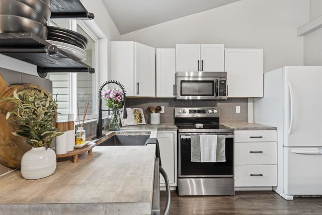 1724 W Sienna Ln, Spokane, WA 99208