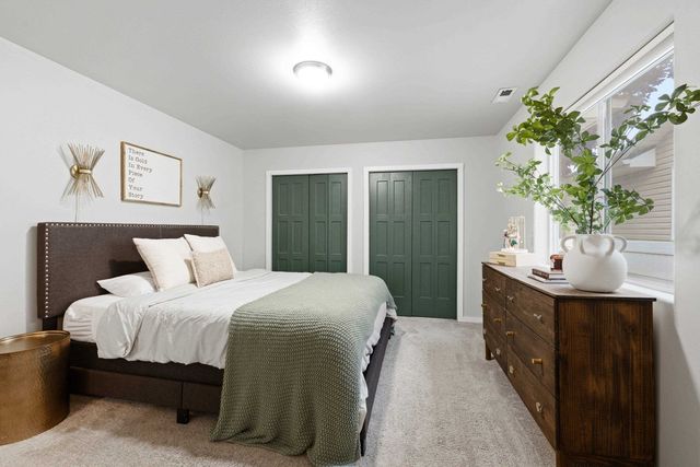 1724 W Sienna Ln, Spokane, WA 99208