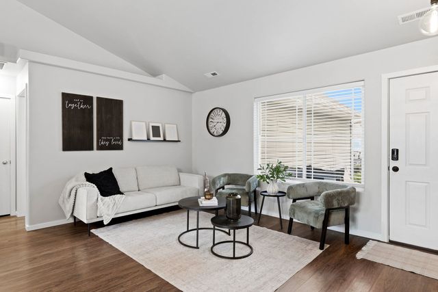 1724 W Sienna Ln, Spokane, WA 99208