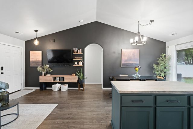 1724 W Sienna Ln, Spokane, WA 99208