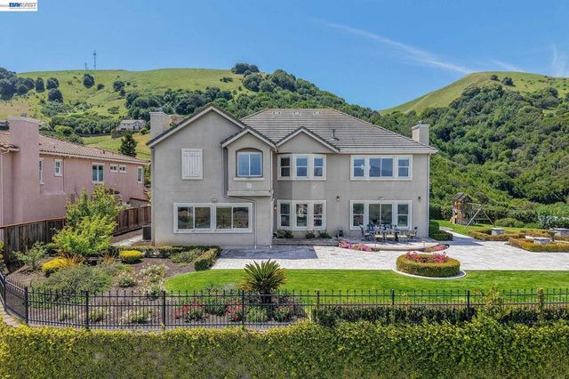 950 Winsford Ct, San Ramon, CA 94583