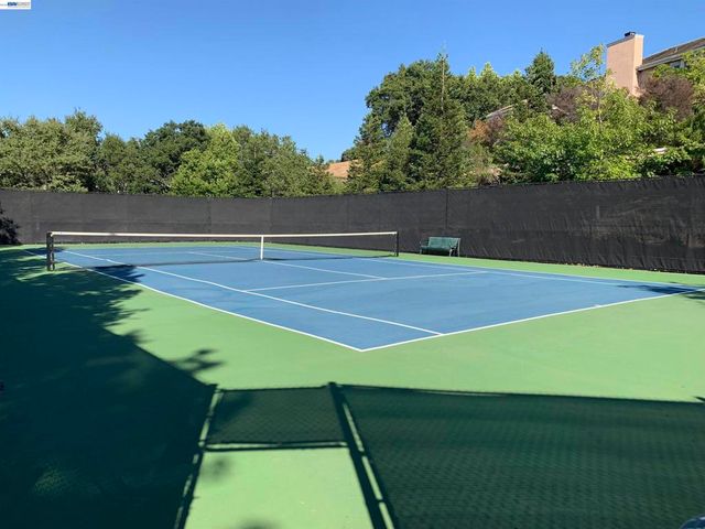 950 Winsford Ct, San Ramon, CA 94583