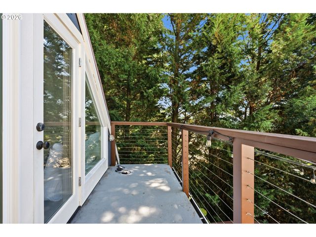 3360 Sw FAIRMOUNT Blvd, Portland, OR 97239