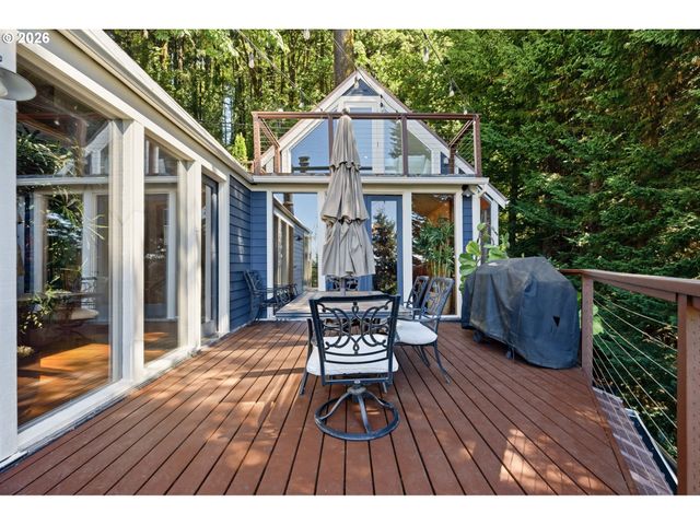3360 Sw FAIRMOUNT Blvd, Portland, OR 97239
