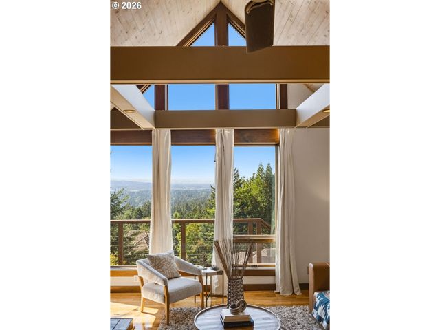3360 Sw FAIRMOUNT Blvd, Portland, OR 97239
