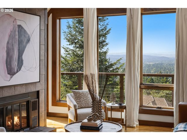 3360 Sw FAIRMOUNT Blvd, Portland, OR 97239