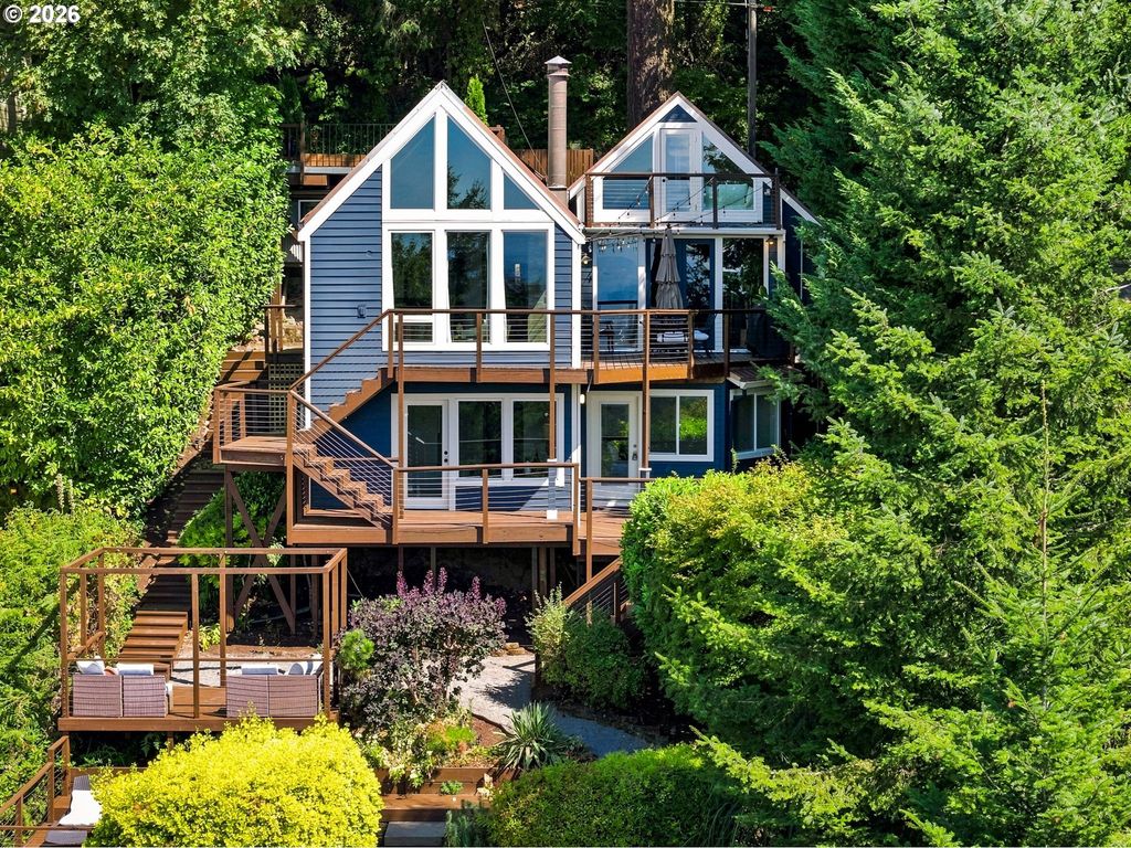 3360 Sw FAIRMOUNT Blvd, Portland, OR 97239