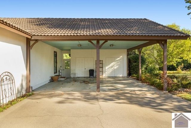 3588 ST RT 58 E, Mayfield, KY 42066