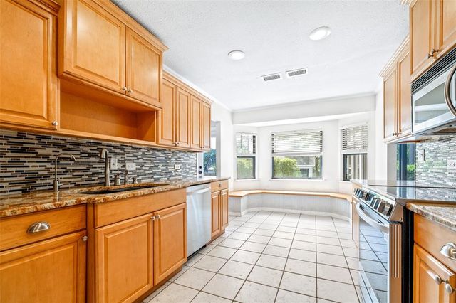 7220 PINEHAVEN DRIVE, Lakeland, FL 33810