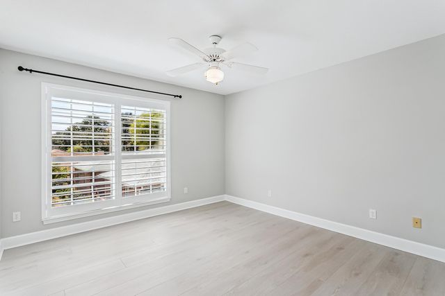 1029 Lake Way Drive, Niceville, FL 32578