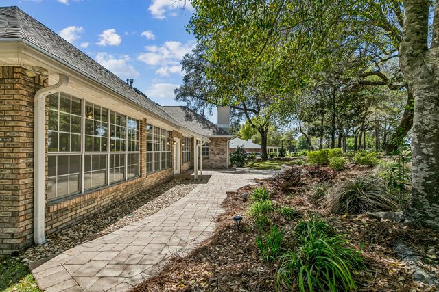 1029 Lake Way Drive, Niceville, FL 32578
