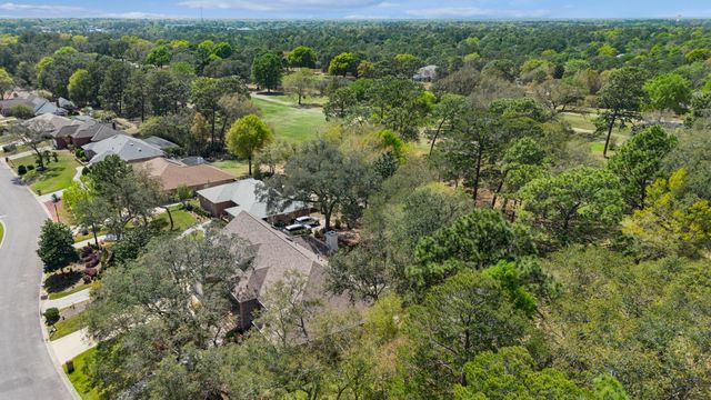 1029 Lake Way Drive, Niceville, FL 32578
