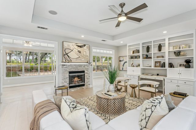 1029 Lake Way Drive, Niceville, FL 32578
