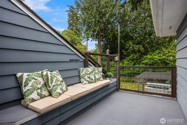 303 NW 117th Street, Seattle, WA 98177