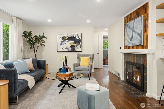 303 NW 117th Street, Seattle, WA 98177