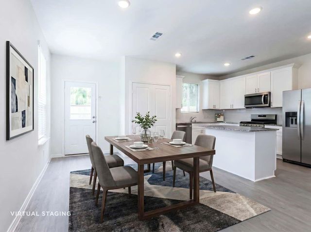 32707 Stargazer Cove Court, Magnolia, TX 77354