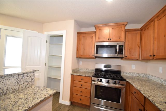 1570 & 1572 Sandpiper Street, Centerton, AR 72719