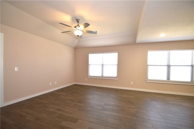 1570 & 1572 Sandpiper Street, Centerton, AR 72719