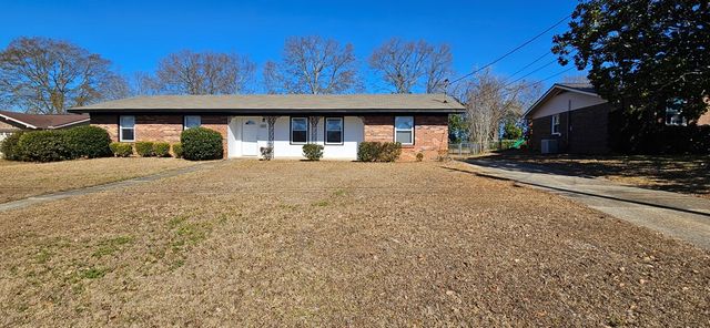 1801 Westover Drive, Dothan, AL 36303