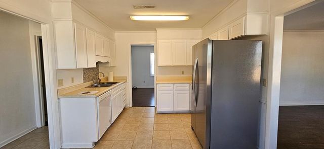 1801 Westover Drive, Dothan, AL 36303