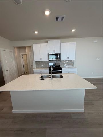 18721 Timber Glen Dr, Montgomery, TX 77316