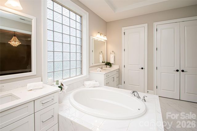 324 Eden Hollow Lane, Weddington, NC 28104