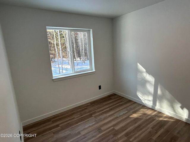 36880 Scotsman Court, Sterling, AK 99672