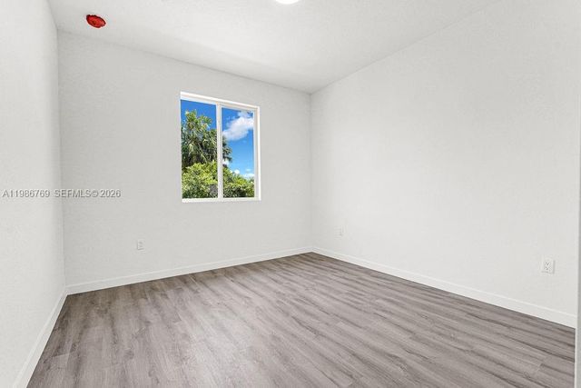 22431 SW 125 ave 19A, Miami, FL 33170