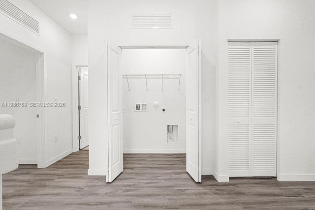 22431 SW 125 ave 19A, Miami, FL 33170