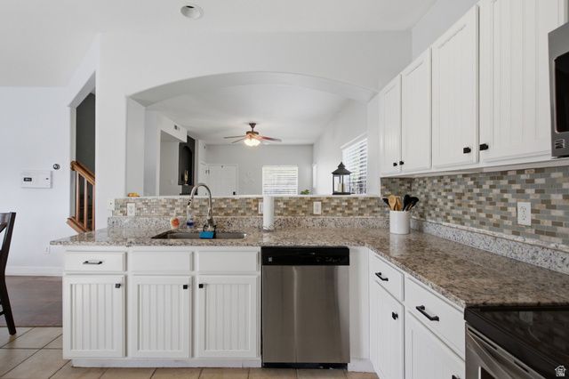 7727 S YELLOWWOOD LN, West Jordan, UT 84081