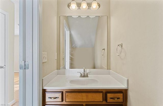 108 Ripon WAY, Newport News, VA 23608