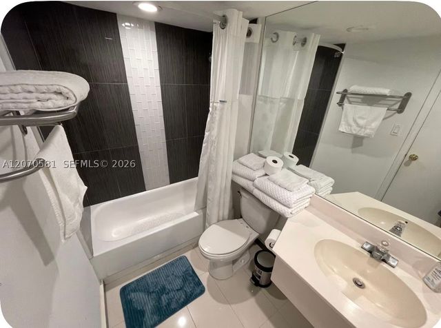 19201 Collins Ave 245, Sunny Isles Beach, FL 33160