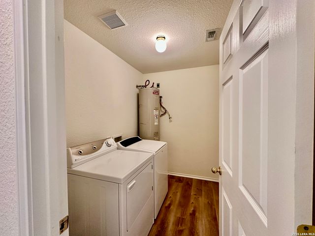 3304 Whisper Blf, Schertz, TX 78108