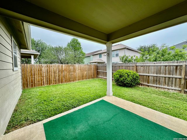 3304 Whisper Blf, Schertz, TX 78108