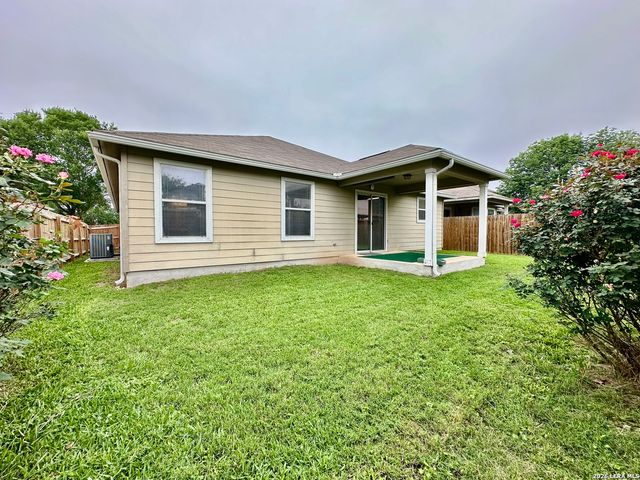 3304 Whisper Blf, Schertz, TX 78108