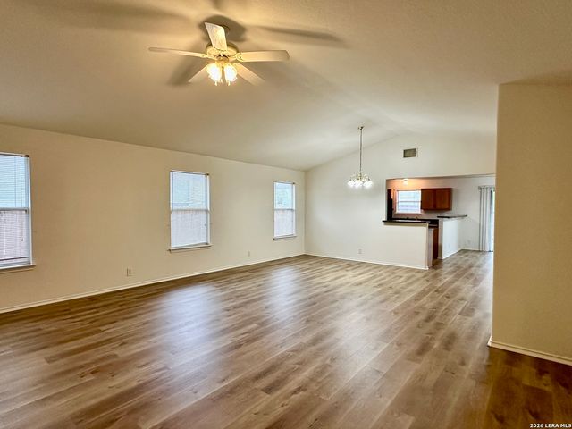 3304 Whisper Blf, Schertz, TX 78108