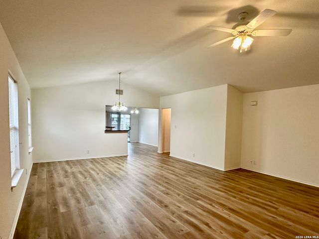 3304 Whisper Blf, Schertz, TX 78108