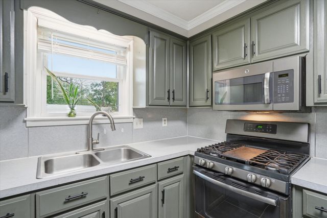 221 Froman Drive, Summerville, SC 29483