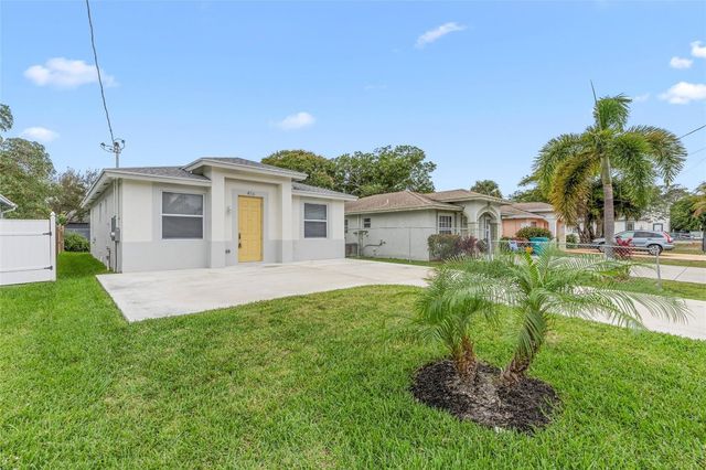 416 NE 12th Avenue, Boynton Beach, FL 33435