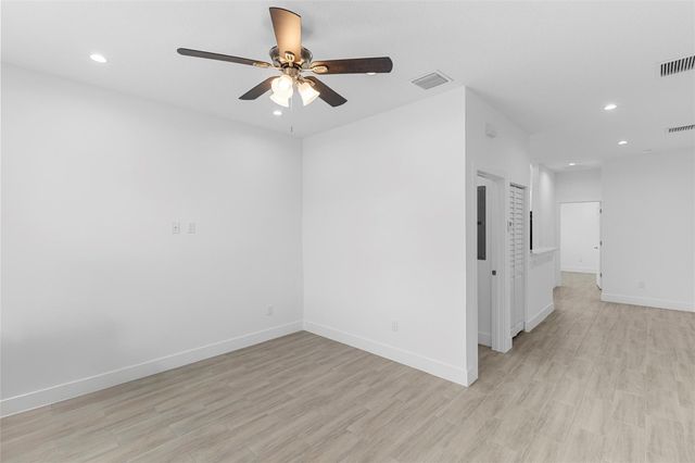 416 NE 12th Avenue, Boynton Beach, FL 33435