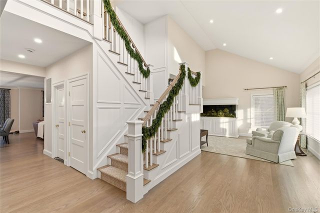 2 Ashley Court, Northport, NY 11768