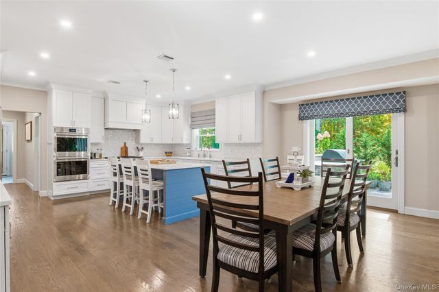 2 Ashley Court, Northport, NY 11768