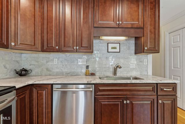 1210 Cranebridge Place, Chapel Hill, NC 27517